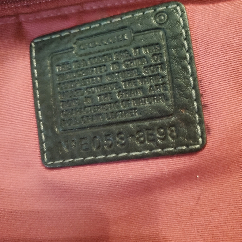 Coach handbag - Picture 14 of 16